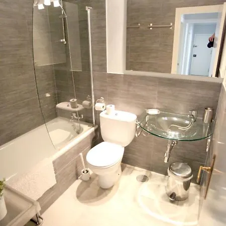 Sleepin Catedral Apartment